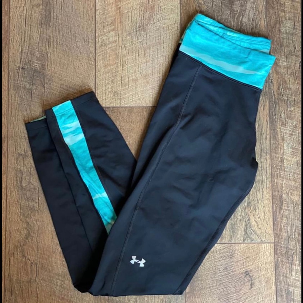 Women’s medium cold gear leggins